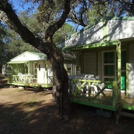 אתר קמפינג Camping Les Jardins Du Golfe